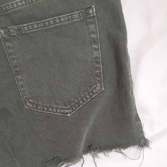 We The Free Makai Denim Jean Shorts, Color Green Size 25 - Picture 13 of 15